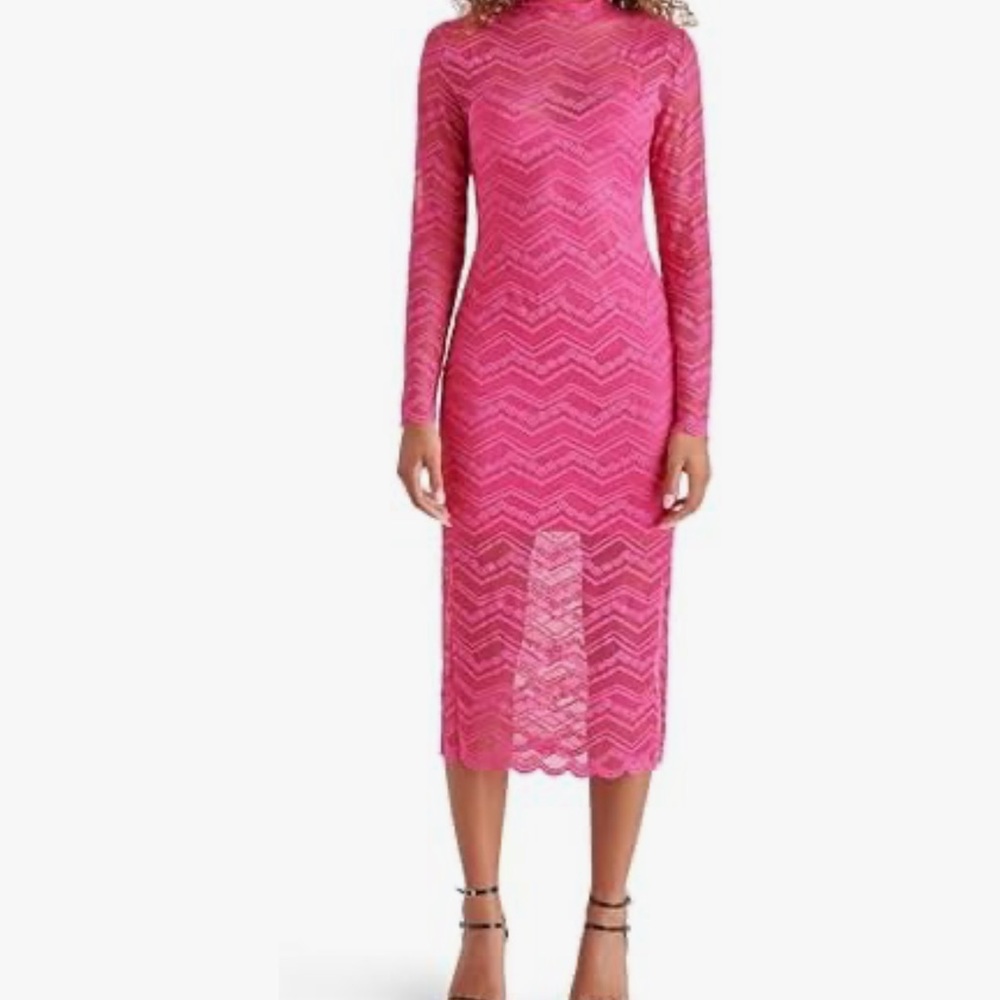 Steve Madden Vivienne Lace Dress in Fuchsia